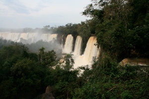 Side view of the Argentine Falls